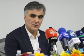 امسال ۳ میلیارد دلار از طریق تالار «پیش فروش ارز» تامین مالی می شود/ رونمایی از ابزارهای جدید ارزی با هدف ثبات بخشی به بازار ارز