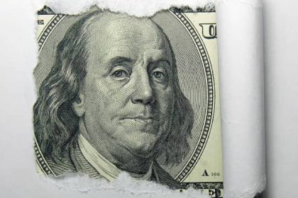 چرا دلار تهران از سایر ارزها سبقت گرفت؟